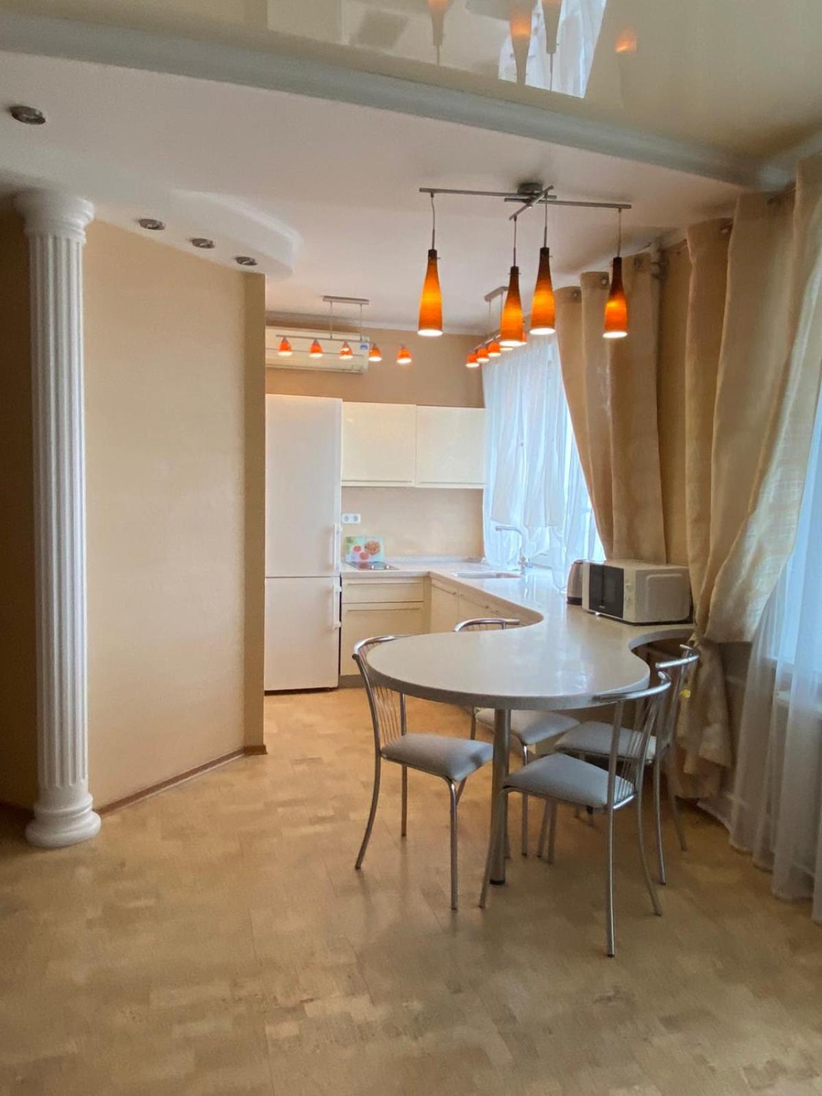 Центр Яворницького 55 Пассаж Lägenhet Dnipro Exteriör bild